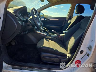 Zdjęcie 7 z 12 samochodu: 2019 NISSAN SENTRA S VIN:3N1AB7AP6KY329865 - miniatura