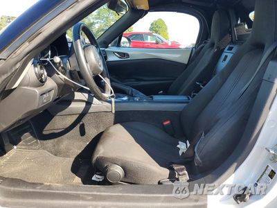 Zdjęcie 7 z 12 samochodu: 2020 MAZDA MX-5 MIATA CLUB VIN:JM1NDAC79H0120450 - miniatura