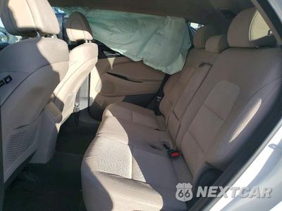 Zdjęcie 10 z 13 samochodu: 2016 HYUNDAI TUCSON SE VIN:KM8J33A49GU032958 - miniatura