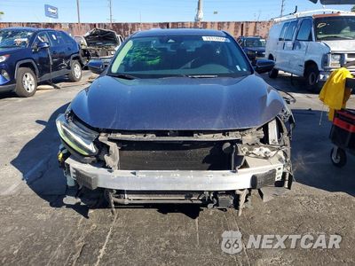 Piąte zdjęcie samochodu w środku: 2019 HONDA INSIGHT LX VIN:19XZE4F10KE005483 - miniatura