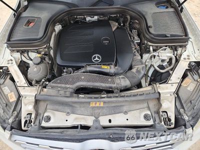 Zdjęcie 12 z 13 samochodu: 2022 MERCEDES-BENZ GLC 300 VIN:W1N0G8DB3NG094520 - miniatura