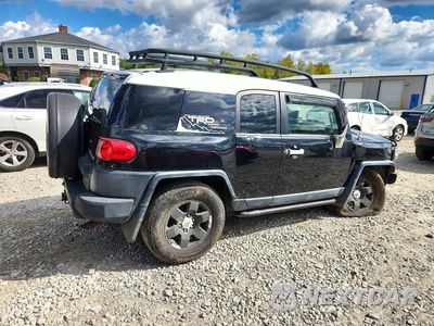 Trzecie zdjęcie samochodu z tyłu: 2007 TOYOTA FJ CRUISER BASE VIN:JTEBU11F470069267 - miniatura