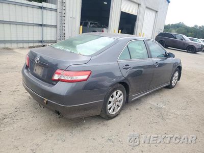 Trzecie zdjęcie samochodu z tyłu: 2011 TOYOTA CAMRY LE VIN:4T1BF3EK3BU128615 - miniatura