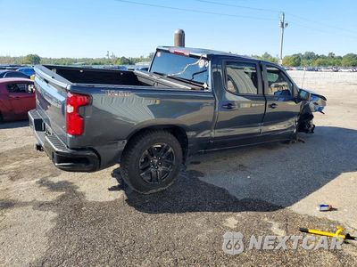 Trzecie zdjęcie samochodu z tyłu: 2021 CHEVROLET SILVERADO K1500 LT TRAIL BOSS VIN:1GCPYFED9MZ445036 - miniatura
