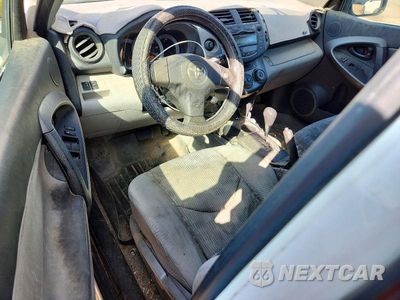 Zdjęcie 8 z 13 samochodu: 2010 TOYOTA RAV4 BASE VIN:2T3BF4DV9AW077810 - miniatura