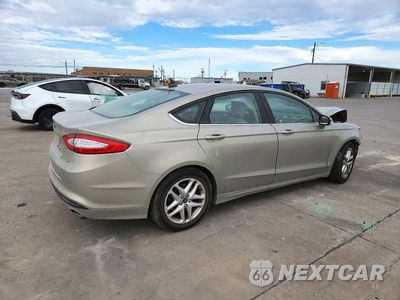 Trzecie zdjęcie samochodu z tyłu: 2015 FORD FUSION SE VIN:3FA6P0H77FR182172 - miniatura
