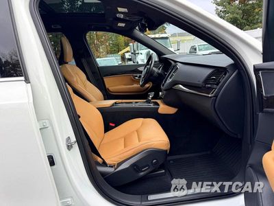 Zdjęcie 12 z 14 samochodu: 2019 VOLVO XC90 T6 MOMENTUM VIN:YV4A22PK4K1454442 - miniatura
