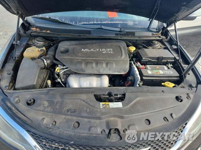 Zdjęcie 11 z 12 samochodu: 2015 CHRYSLER 200 LIMITED VIN:1C3CCCAB9FN602109 - miniatura
