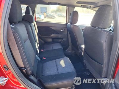 Zdjęcie 11 z 14 samochodu: 2018 MITSUBISHI OUTLANDER SE VIN:JA4AZ3A34JZ044529 - miniatura