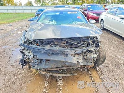 Piąte zdjęcie samochodu w środku: 2018 BUICK REGAL TOURX ESSENCE VIN:W04GV8SX5J1161278 - miniatura