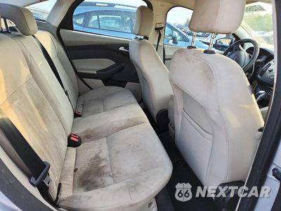 Zdjęcie 10 z 12 samochodu: 2015 FORD FOCUS SE VIN:1FADP3F24FL292076 - miniatura