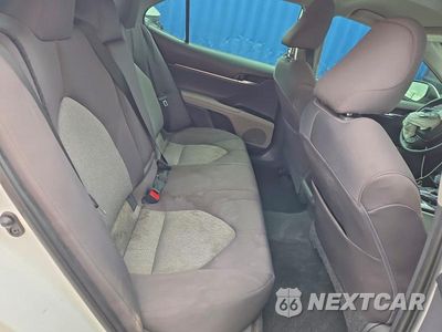 Zdjęcie 10 z 12 samochodu: 2019 TOYOTA CAMRY LE VIN:4T1B11HK3KU284829 - miniatura