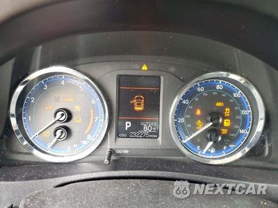 Zdjęcie 9 z 12 samochodu: 2017 TOYOTA COROLLA LE VIN:2T1BURHEXHC948411 - miniatura