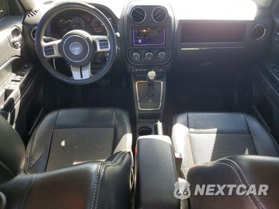 Zdjęcie 8 z 13 samochodu: 2014 JEEP PATRIOT LATITUDE VIN:1C4NJRFB2ED588533 - miniatura