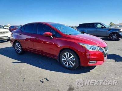 Czwarte zdjęcie samochodu z boku: 2020 NISSAN VERSA SV VIN:3N1CN8EV8LL804185 - miniatura