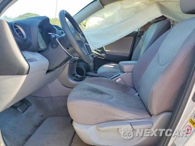 Zdjęcie 7 z 13 samochodu: 2008 TOYOTA RAV4 BASE VIN:JTMZD33V185111563 - miniatura