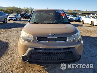 Piąte zdjęcie samochodu w środku: 2016 KIA SOUL BASE VIN:KNDJN2A2XG7242197 - miniatura