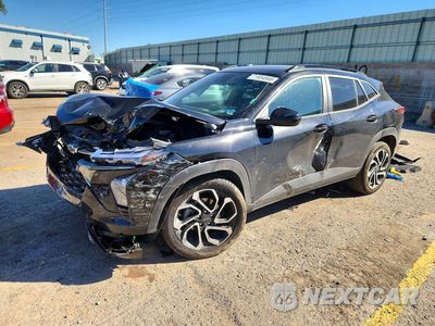 2025 CHEVROLET TRAX 2RS KL77LJEP2SC317178 - główne zdjęcie licytacji z USA - miniatura
