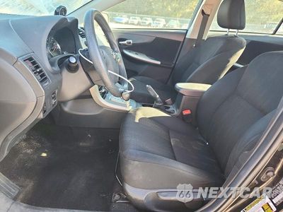 Zdjęcie 7 z 12 samochodu: 2011 TOYOTA COROLLA S VIN:2T1BU4EE7BC688872 - miniatura