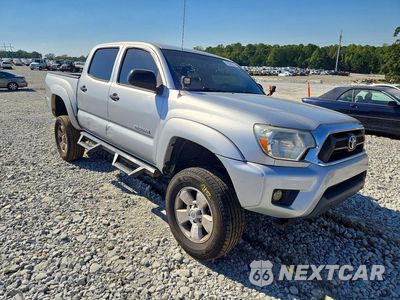 Czwarte zdjęcie samochodu z boku: 2013 TOYOTA TACOMA V6 VIN:3TMLU4EN4DM123641 - miniatura
