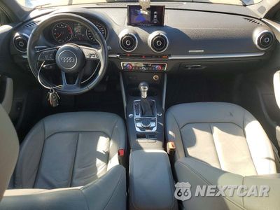 Zdjęcie 8 z 12 samochodu: 2017 AUDI A3 PREMIUM VIN:WAUB8GFF6H1015000 - miniatura