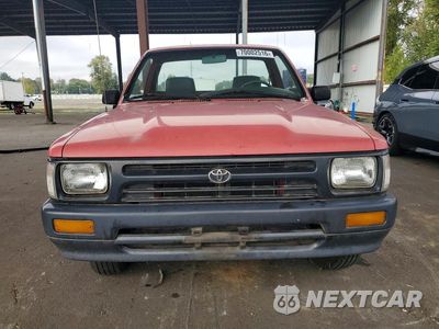 Piąte zdjęcie samochodu w środku: 1994 TOYOTA PICKUP 1/2 TON SHORT WHEELBASE VIN:JT4RN81A9R5196020 - miniatura