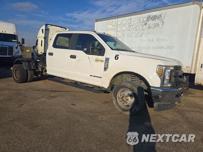 Czwarte zdjęcie samochodu z boku: 2018 FORD F350 SUPER DUTY VIN:1FD8W3HT8JEC98153 - miniatura