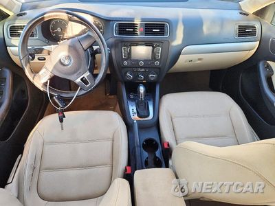 Zdjęcie 8 z 12 samochodu: 2011 VOLKSWAGEN JETTA SEL VIN:3VWLX7AJ1BM364983 - miniatura