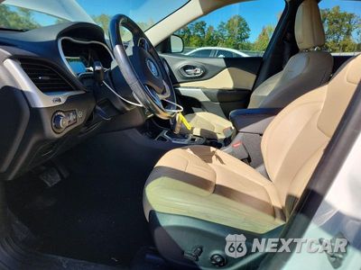 Zdjęcie 7 z 14 samochodu: 2018 JEEP CHEROKEE LIMITED VIN:1C4PJLDB0JD621113 - miniatura