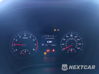 Zdjęcie 9 z 12 samochodu: 2019 KIA FORTE LXS VIN:3KPF24AD8KE052953 - miniatura