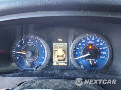 Zdjęcie 9 z 13 samochodu: 2017 TOYOTA SIENNA XLE 8-PASSENGER VIN:5TDYZ3DC0HS770769 - miniatura