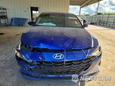 Piąte zdjęcie samochodu w środku: 2021 HYUNDAI ELANTRA SEL VIN:KMHLM4AG4MU116459 - miniatura