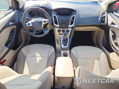 Zdjęcie 8 z 12 samochodu: 2014 FORD FOCUS SE VIN:1FADP3F29EL404255 - miniatura