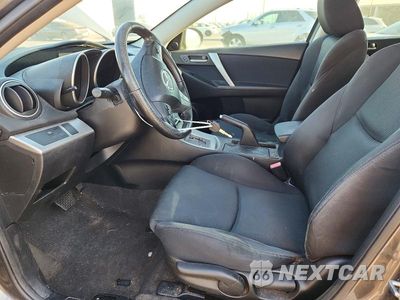 Zdjęcie 7 z 12 samochodu: 2011 MAZDA 3 S VIN:JM1BL1K56B1404352 - miniatura