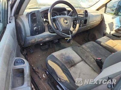 Zdjęcie 8 z 12 samochodu: 2008 CHEVROLET SILVERADO C3500 VIN:1GCHC33K88F132909 - miniatura