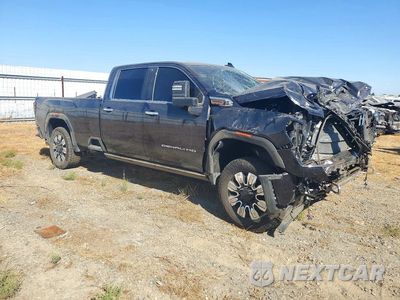 Czwarte zdjęcie samochodu z boku: 2025 GMC SIERRA K2500 DENALI VIN:1GT4UREY9SF150584 - miniatura