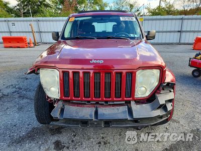 Piąte zdjęcie samochodu w środku: 2011 JEEP LIBERTY SPORT VIN:1J4PN2GK3BW535949 - miniatura
