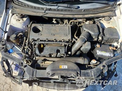 Zdjęcie 11 z 13 samochodu: 2013 KIA FORTE EX VIN:KNAFU4A20D5682017 - miniatura