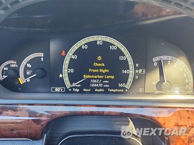 Zdjęcie 9 z 13 samochodu: 2011 MERCEDES-BENZ S 550 4MATIC VIN:WDDNG8GB1BA411126 - miniatura