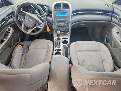 Zdjęcie 8 z 12 samochodu: 2015 CHEVROLET MALIBU LS VIN:1G11B5SL0FF306777 - miniatura