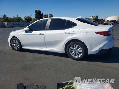 Drugie zdjęcie samochodu z przodu: 2026 TOYOTA CAMRY LE VIN:4T1DAACKXTU266247 - miniatura