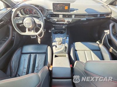 Zdjęcie 8 z 12 samochodu: 2018 AUDI A4 PRESTIGE VIN:WAUFNAF4XJA062249 - miniatura
