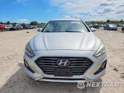 Piąte zdjęcie samochodu w środku: 2019 HYUNDAI SONATA SE VIN:5NPE24AF7KH788467 - miniatura