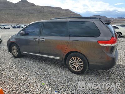 Drugie zdjęcie samochodu z przodu: 2013 TOYOTA SIENNA XLE 8-PASSENGER VIN:5TDYK3DC7DS381254 - miniatura