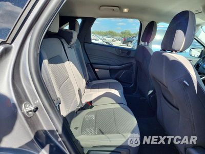 Zdjęcie 10 z 12 samochodu: 2022 FORD ESCAPE SE VIN:1FMCU0G65NUB62021 - miniatura