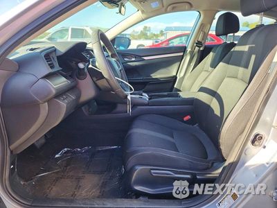 Zdjęcie 7 z 13 samochodu: 2019 HONDA CIVIC LX VIN:2HGFC2F62KH547442 - miniatura
