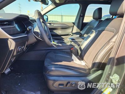Zdjęcie 7 z 14 samochodu: 2024 JEEP GRAND CHEROKEE L LAREDO VIN:1C4RJKAG6R8523355 - miniatura