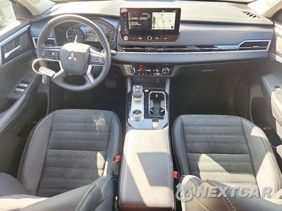 Zdjęcie 8 z 13 samochodu: 2026 MITSUBISHI OUTLANDER SE VIN:JA4J3VAB5TZ046734 - miniatura