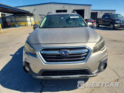 Piąte zdjęcie samochodu w środku: 2019 SUBARU OUTBACK 2.5I PREMIUM VIN:4S4BSAFC5K3327324 - miniatura
