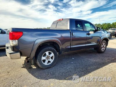 Trzecie zdjęcie samochodu z tyłu: 2013 TOYOTA TUNDRA DOUBLE CAB SR5 VIN:5TFRM5F16DX060614 - miniatura